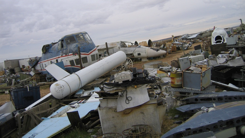 Illustration for article titled The World's Most Bizarre Aircraft Graveyards